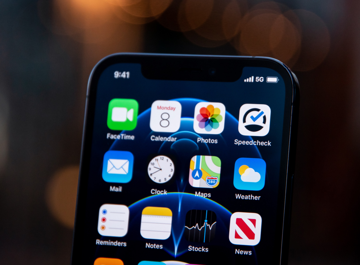 上甘岭苹果手机维修分享为什么 iPhone 12 在冬季会自动关机 